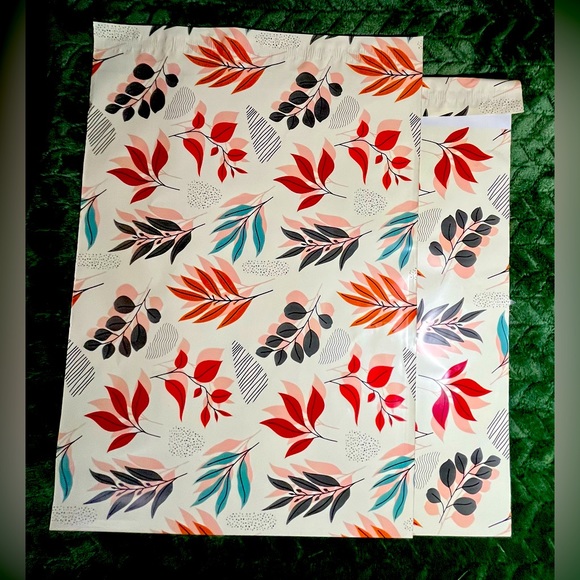 20 - 10 X 13 Non Padded Fall Leaves Poly Mailers - Picture 3 of 7